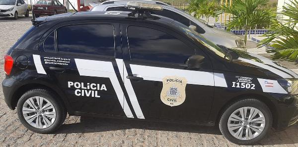 Homem é assassinado no interior de loja em Feira de Santana